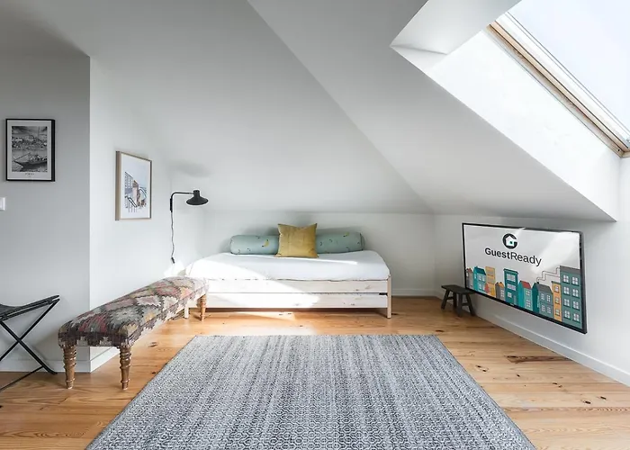 Διαμέρισμα Guestready - Spacious And Modern W/ Skylight *