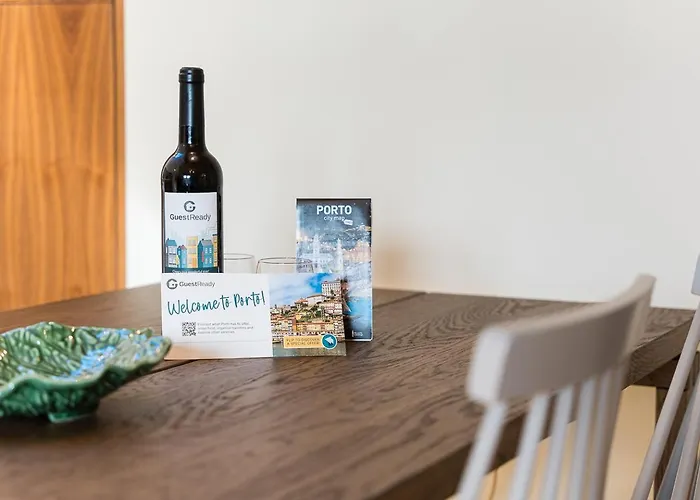 Guestready - Spacious And Modern W/ Skylight Πόρτο