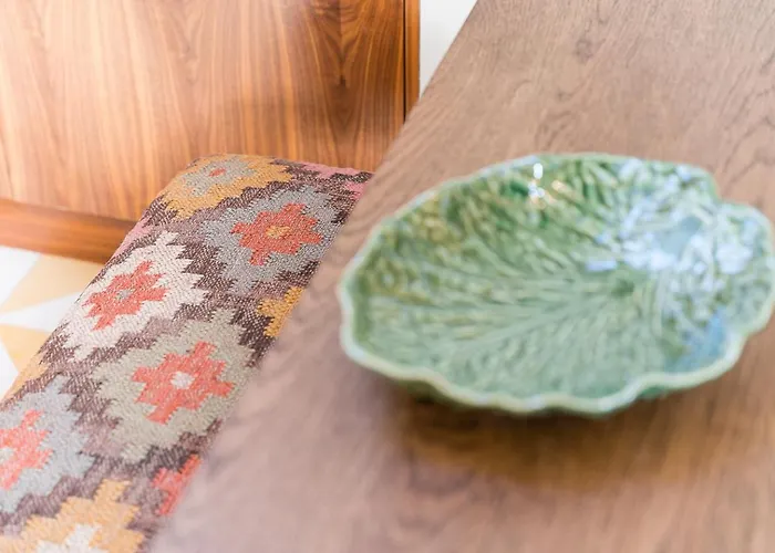 Guestready - Spacious And Modern W/ Skylight