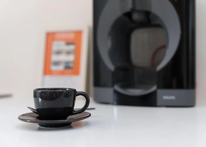 Guestready - Spacious And Modern W/ Skylight 公寓