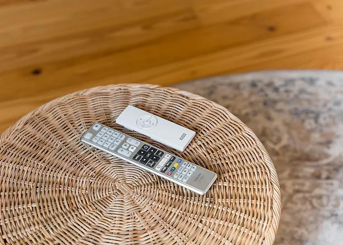 Guestready - Spacious And Modern W/ Skylight Appartement